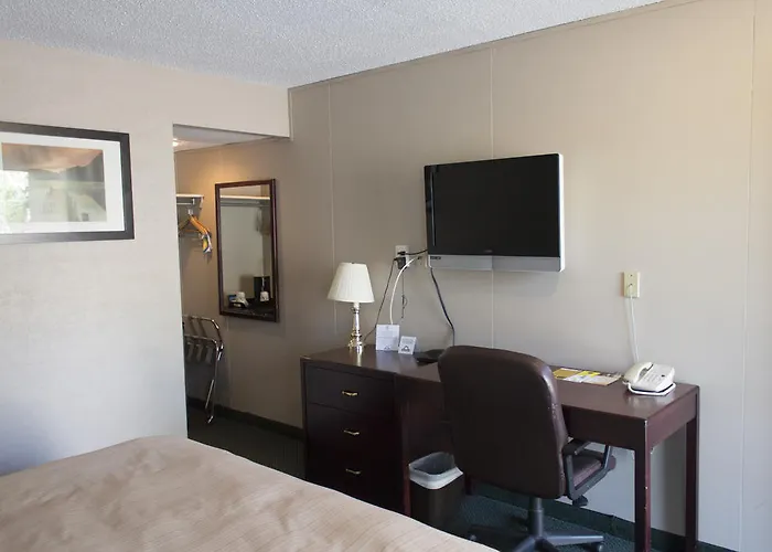 Days Inn By Wyndham Lethbridge