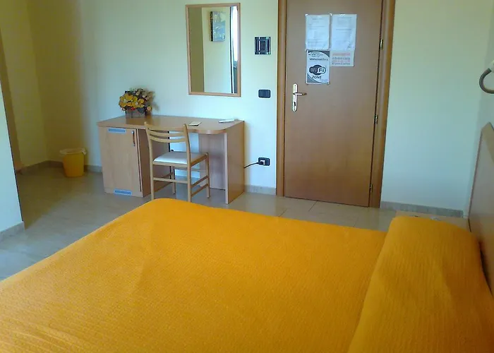 Life Hotel