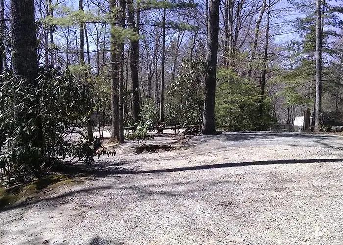 Linville Falls Campground, Rv Park, And Cabins