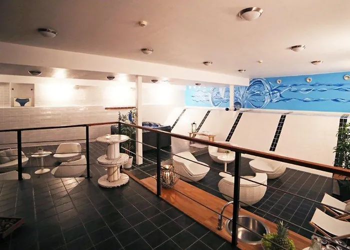 First Hotel Ett