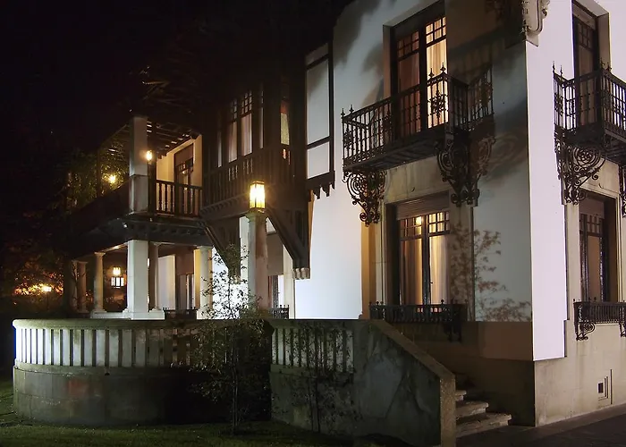 Palacio Arias