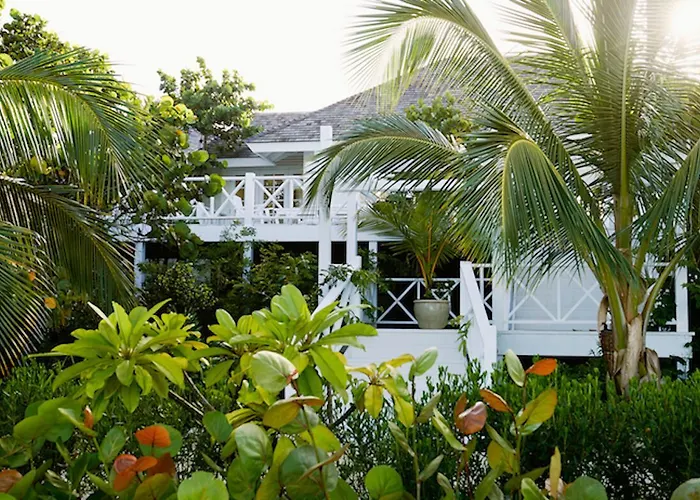 Kamalame Cay