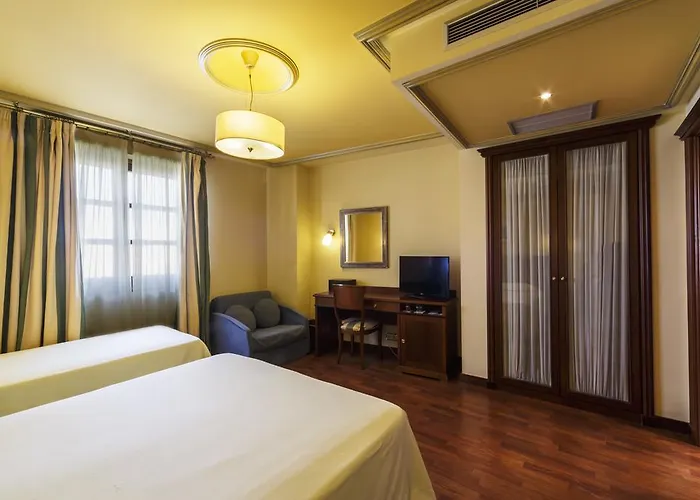 Hotel Azofra