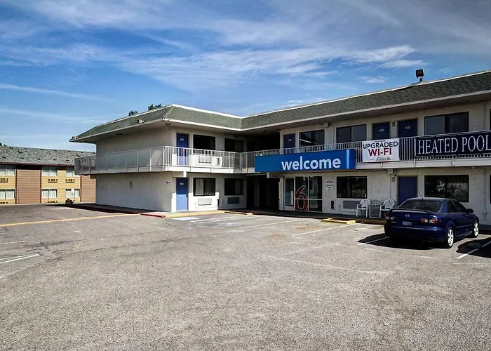 Motel 6 Wells