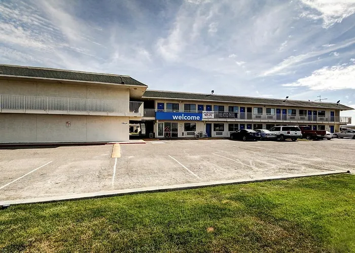Motel 6 Wells