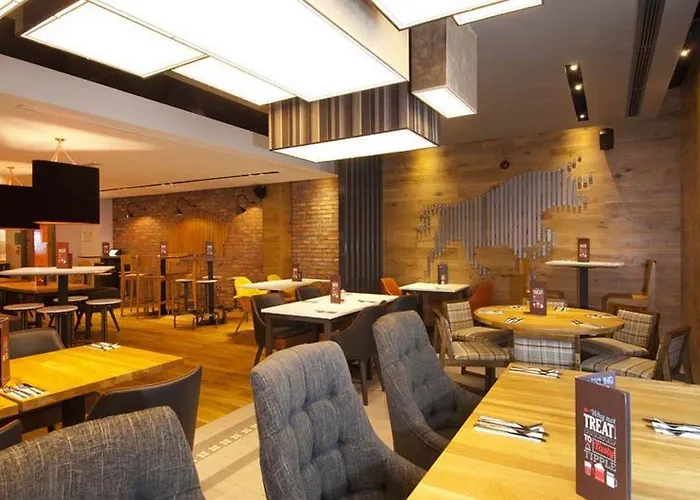 Premier Inn Halifax Town Centre