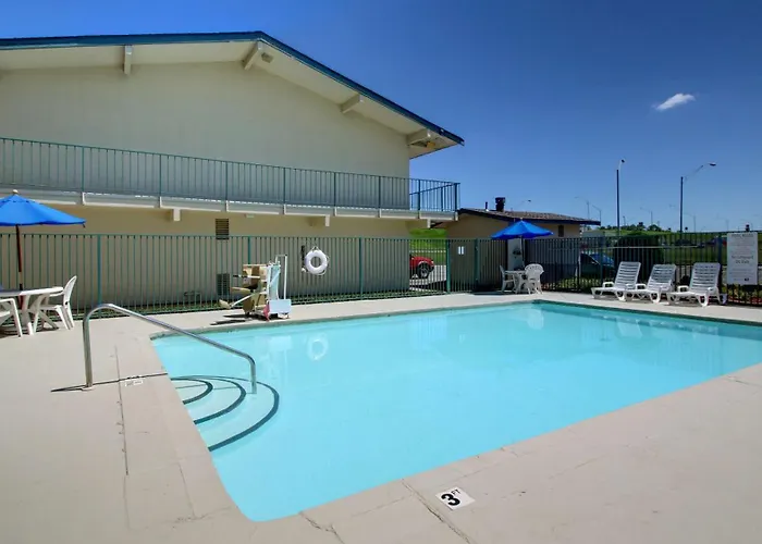 Rodeway Inn Fort Smith I-40