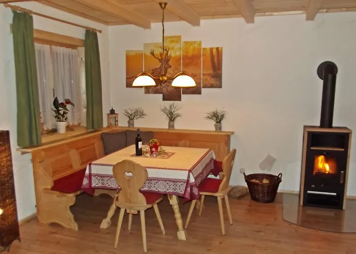 Das Jagdhaus- Chalet am Skigebiet mit Sauna