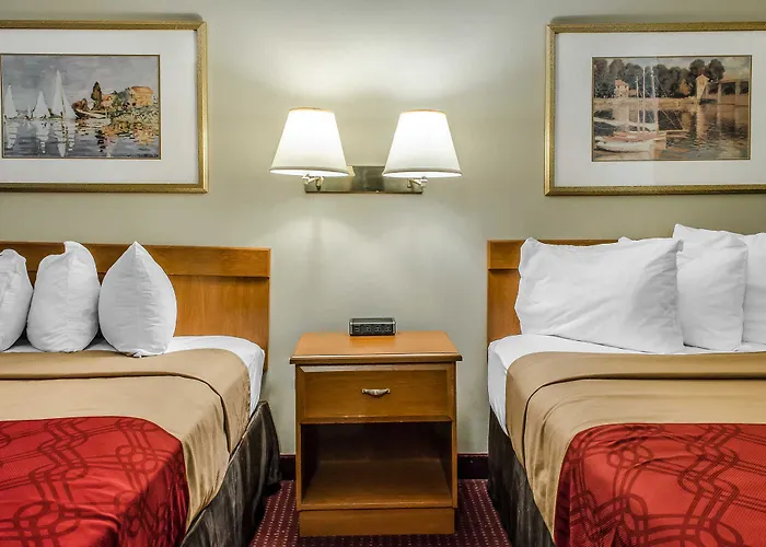 Econo Lodge Northeast