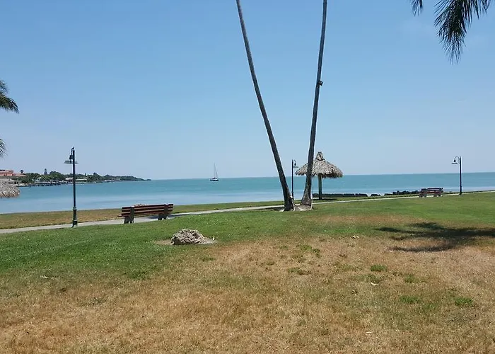 Magnuson Hotel Marina Cove