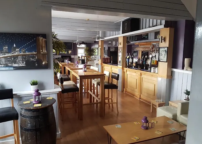 Sutherlands Hotel