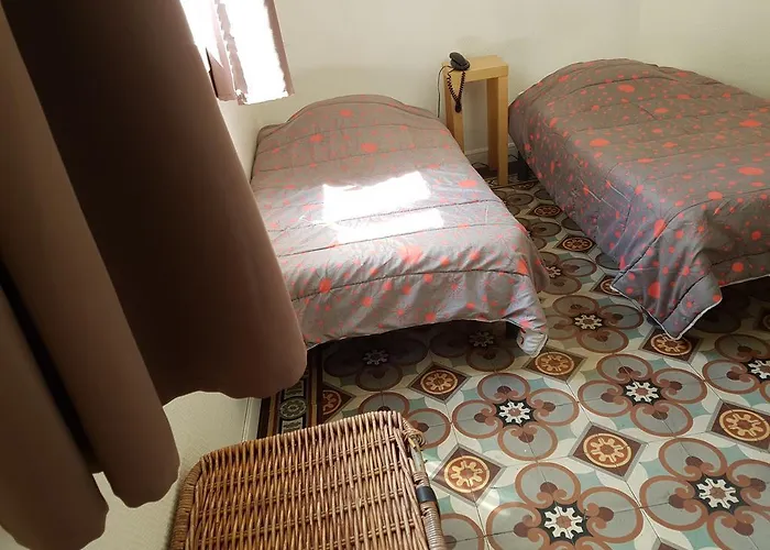 Hôtel Des Poètes avec Garage privé
