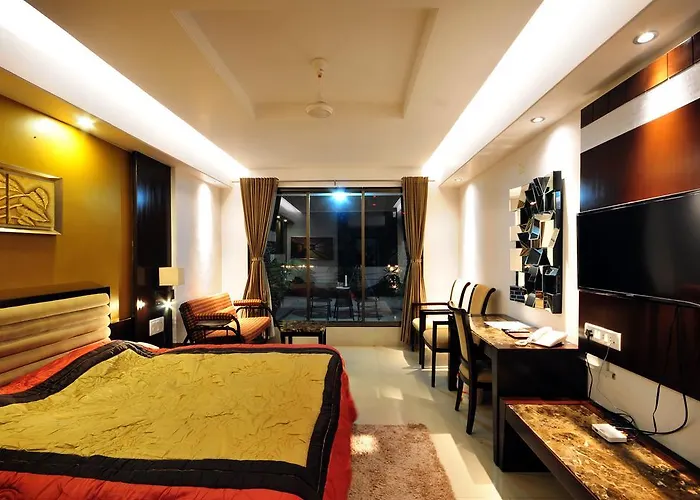 Hotel Surabhi Regency