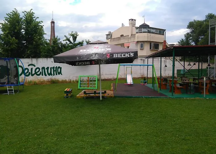 Detelina Complex