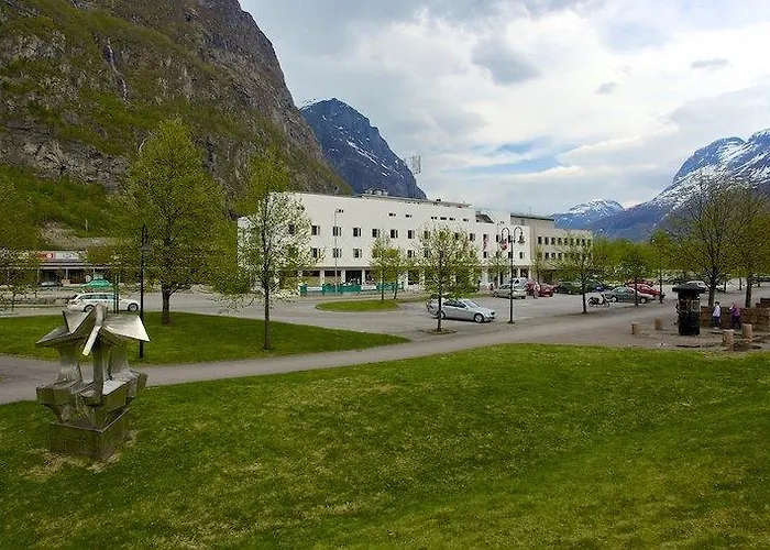 Sunndalsora Hotell