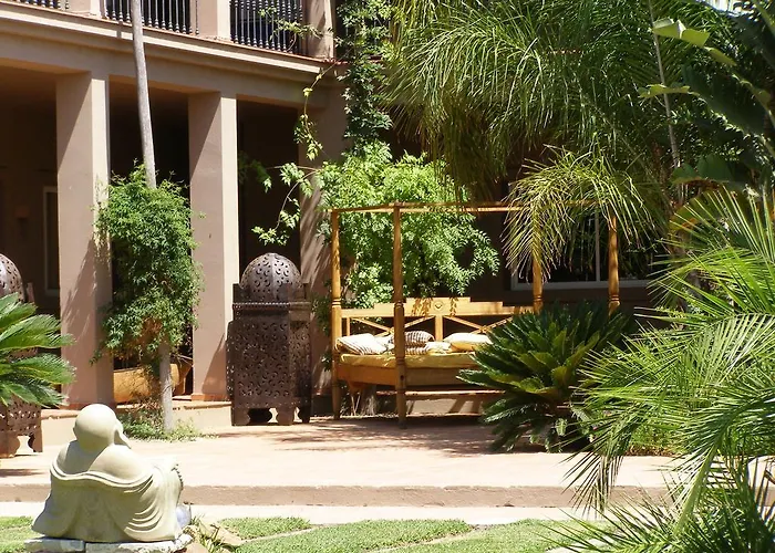 Chillout Hotel Tres Mares