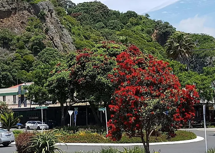 Whakatane Hotel