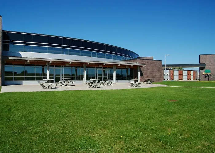 Country Inn & Suites By Radisson, Fergus Falls, Mn