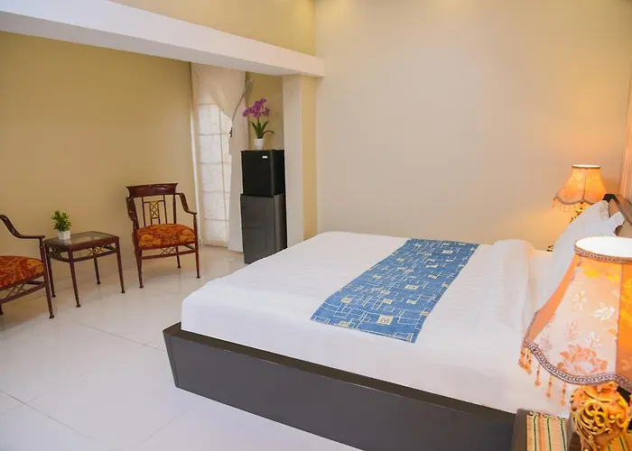Orchards Cottage Hotel