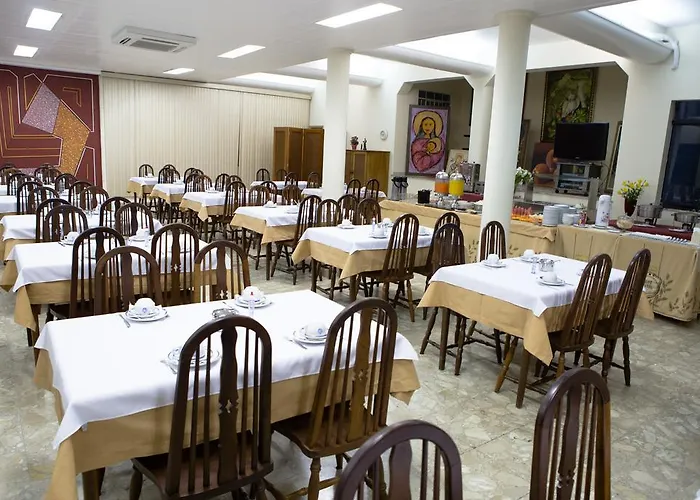 Kafe Hotel