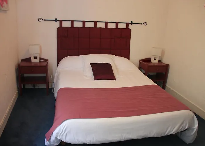 Central Hotel