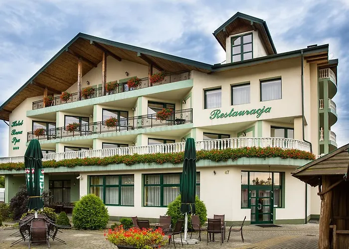Hotel I Restauracja Bona