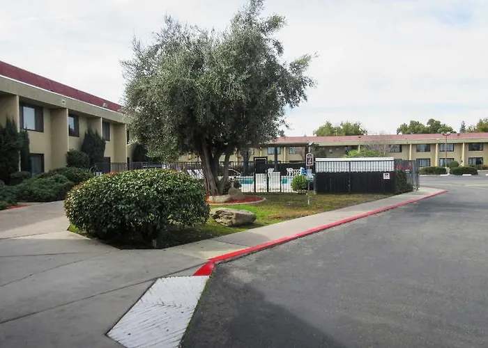 Fresno City Inn