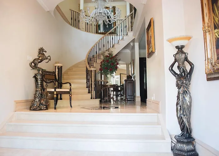 Jstlikehome - Luxury Mansion & Guesthouse Ottawa