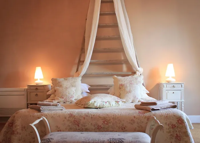 Les Carmes And Spa