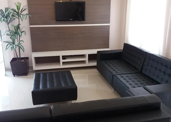 Pereque Praia Hotel