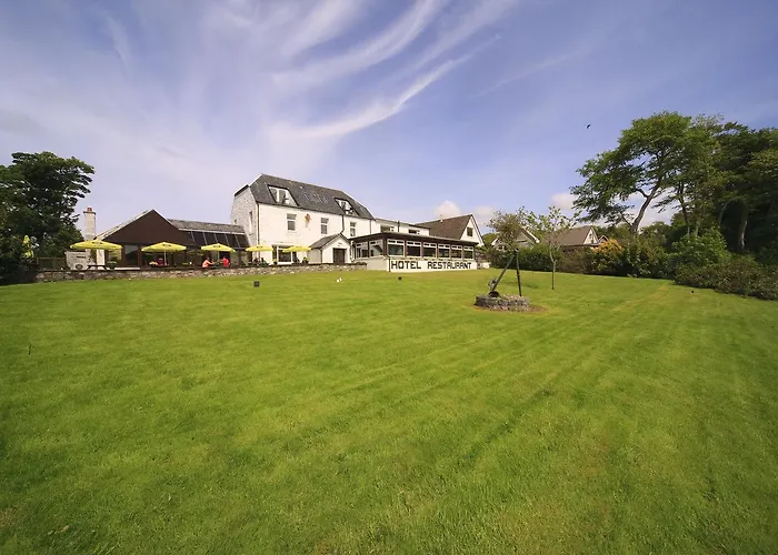 Lochnell Arms Hotel