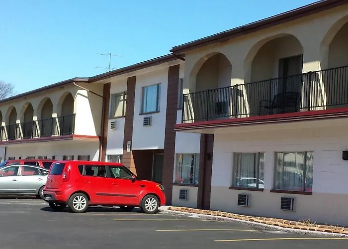 Americas Best Inn&Suites Urbana