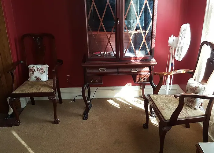 Riverview Mansion