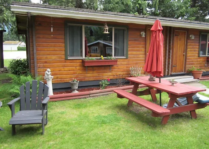 The Cedars Motel Sicamous