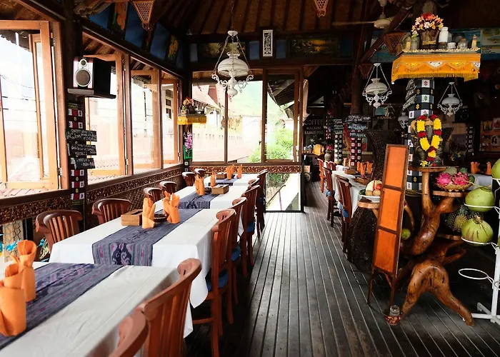 Kerti Beach Bungalow And Restaurant