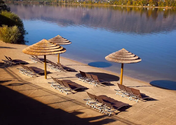 Walnut Beach Resort