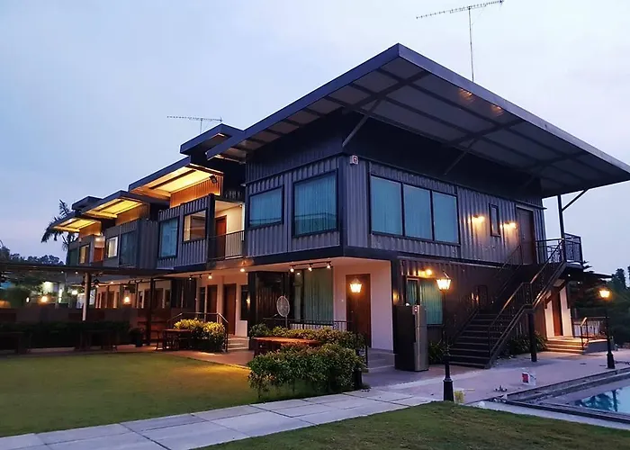 Kluang Container Swimming Pool Hotel