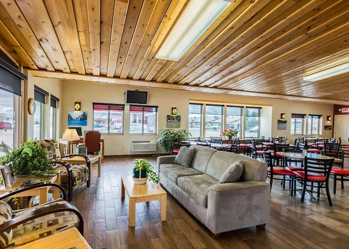 Harmony Inn & Suites