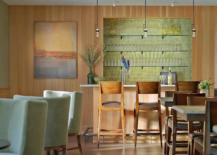 Green Mountain Suites Hotel