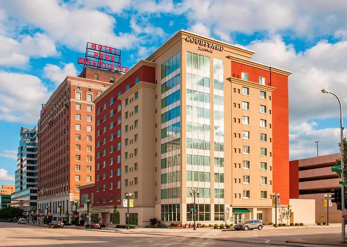 Courtyard Peoria Downtown