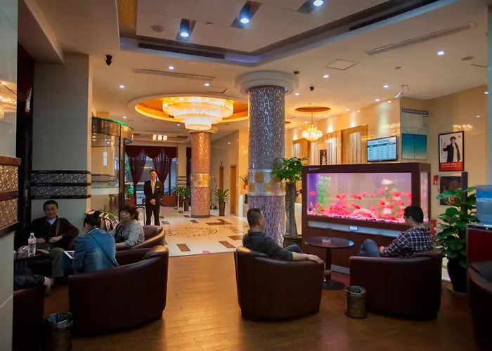 Yiwu Luckbear Hotel