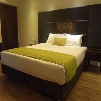 Camphor Hotel