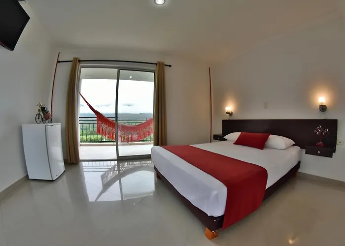 Hotel Montserrat Plaza