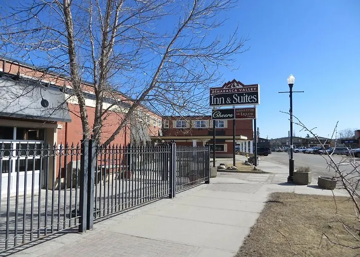 Athabasca Valley Inn & Suites