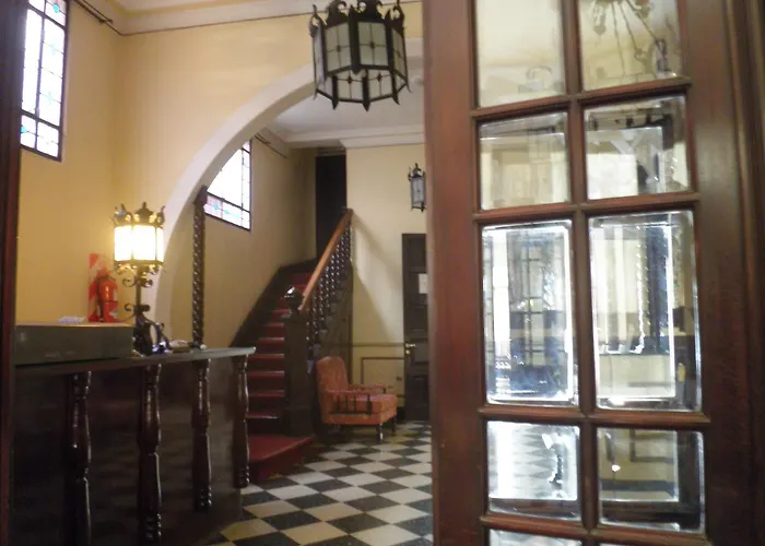 EMPERATRIZ HOTEL familiar