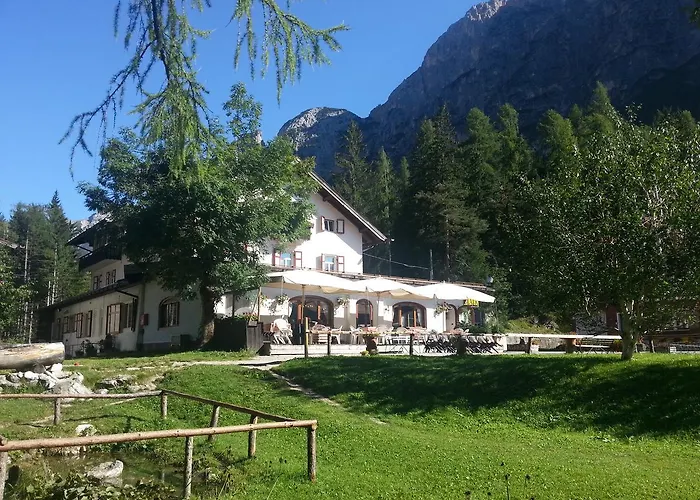 Hotel Fiames