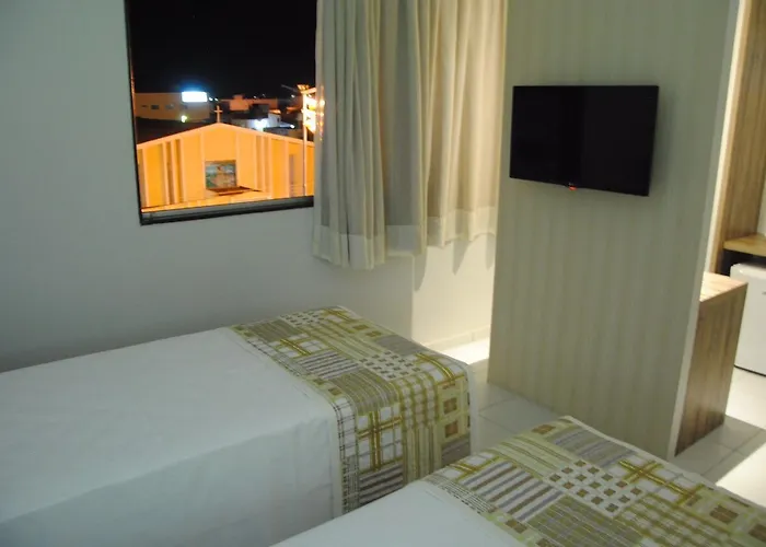 Etiqueta Hotel