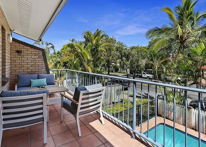Hightide On Noosa Sound