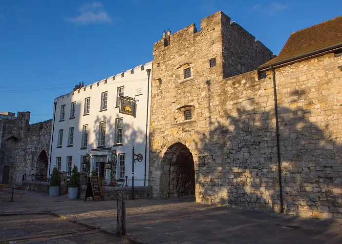 The Pig In The Wall - Southampton