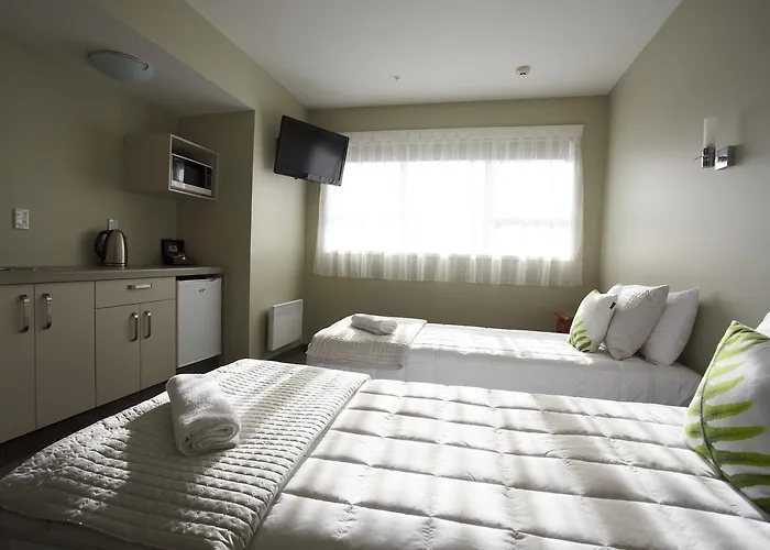 Stumpers Hotel